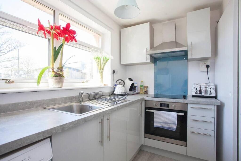 Apartmán Cosy 1 Bed With Parking In City Centre Glasgow Exteriér fotografie